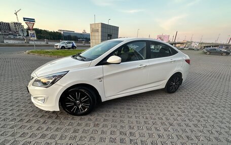 Hyundai Solaris II рестайлинг, 2016 год, 915 000 рублей, 16 фотография