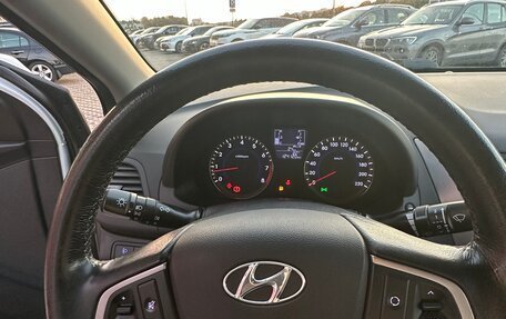 Hyundai Solaris II рестайлинг, 2016 год, 915 000 рублей, 31 фотография