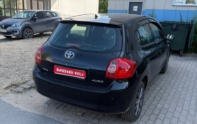 Toyota Auris II, 2008 год, 600 000 рублей, 1 фотография
