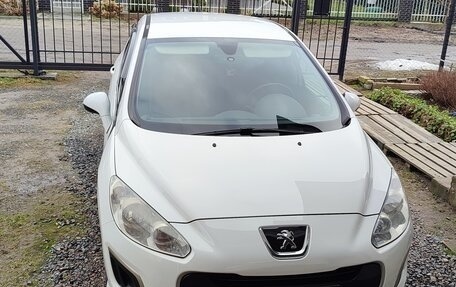Peugeot 308 II, 2011 год, 350 000 рублей, 1 фотография