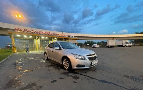 Chevrolet Cruze II, 2011 год, 600 000 рублей, 2 фотография