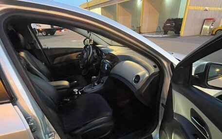 Chevrolet Cruze II, 2011 год, 600 000 рублей, 13 фотография