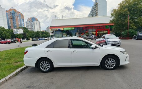 Toyota Camry, 2017 год, 1 200 000 рублей, 4 фотография