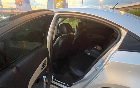 Chevrolet Cruze II, 2011 год, 600 000 рублей, 11 фотография