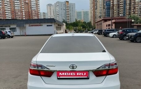 Toyota Camry, 2017 год, 1 200 000 рублей, 3 фотография