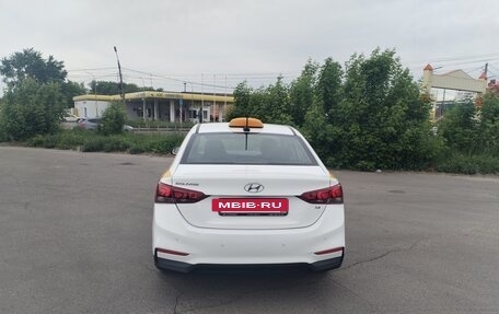 Hyundai Solaris II рестайлинг, 2019 год, 780 000 рублей, 4 фотография