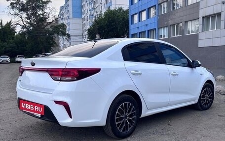 KIA Rio IV, 2020 год, 1 500 000 рублей, 2 фотография