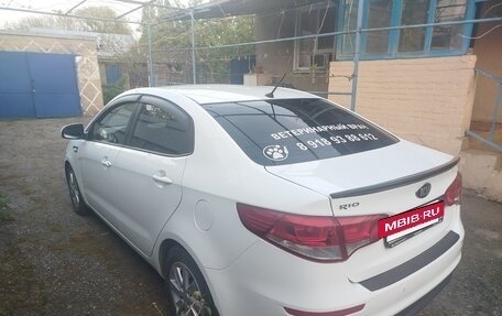 KIA Rio III рестайлинг, 2016 год, 980 000 рублей, 3 фотография