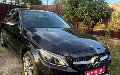 Mercedes-Benz C-Класс, 2015 год, 2 100 000 рублей, 1 фотография