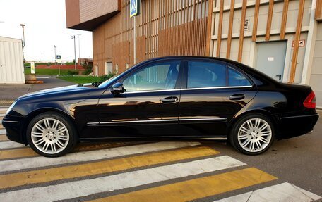 Mercedes-Benz E-Класс, 2007 год, 1 080 000 рублей, 10 фотография