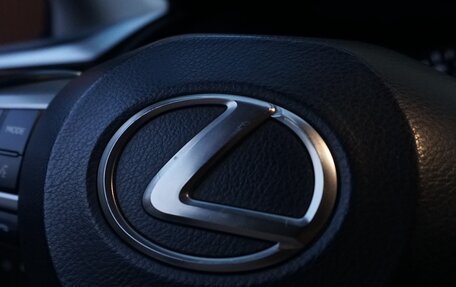 Lexus RX IV рестайлинг, 2018 год, 4 750 000 рублей, 15 фотография