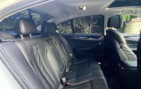BMW 5 серия, 2019 год, 2 950 000 рублей, 11 фотография