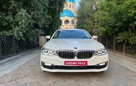 BMW 5 серия, 2019 год, 2 950 000 рублей, 2 фотография