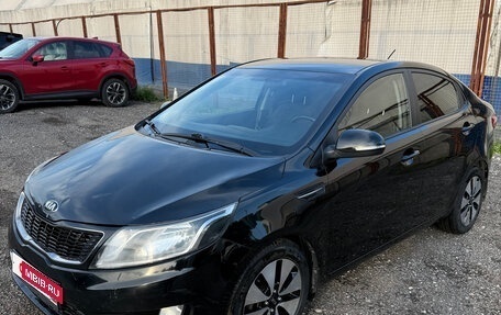 KIA Rio III рестайлинг, 2014 год, 990 000 рублей, 2 фотография