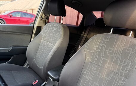 KIA Rio III рестайлинг, 2014 год, 990 000 рублей, 13 фотография