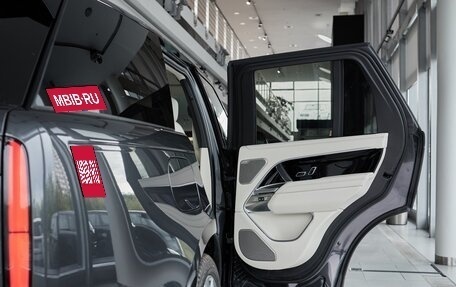 Land Rover Range Rover IV рестайлинг, 2025 год, 23 500 000 рублей, 26 фотография