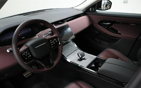 Land Rover Range Rover Evoque II, 2024 год, 6 090 000 рублей, 15 фотография