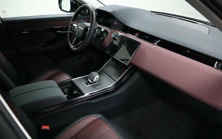 Land Rover Range Rover Evoque II, 2024 год, 6 090 000 рублей, 11 фотография