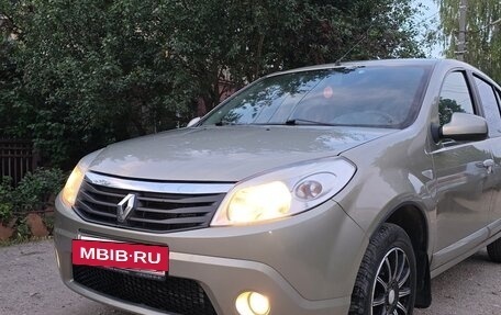 Renault Sandero I, 2011 год, 645 000 рублей, 3 фотография