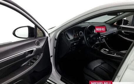 Hyundai Sonata VIII, 2022 год, 1 850 000 рублей, 4 фотография