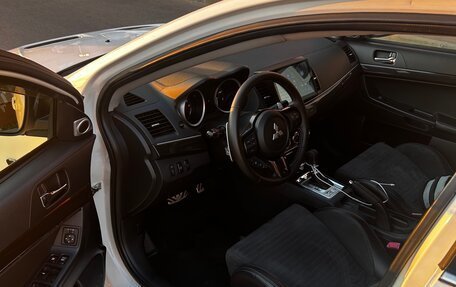 Mitsubishi Lancer Evolution IX, 2010 год, 3 500 000 рублей, 13 фотография