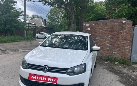 Volkswagen Polo VI (EU Market), 2012 год, 695 000 рублей, 2 фотография