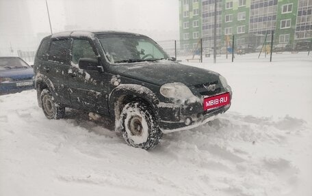 Chevrolet Niva I рестайлинг, 2018 год, 800 000 рублей, 4 фотография
