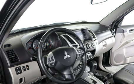 Mitsubishi Pajero Sport II рестайлинг, 2014 год, 1 500 000 рублей, 9 фотография