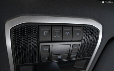 Toyota Land Cruiser, 2025 год, 13 300 000 рублей, 27 фотография