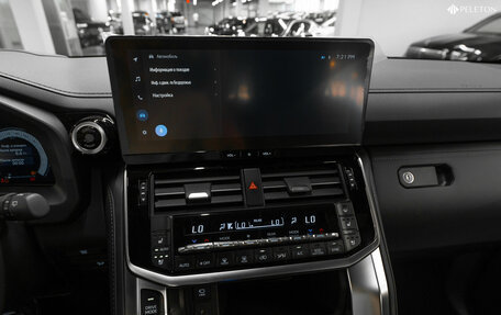 Toyota Land Cruiser, 2025 год, 13 300 000 рублей, 21 фотография