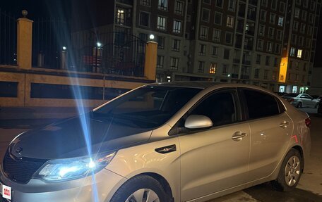 KIA Rio III рестайлинг, 2015 год, 1 120 000 рублей, 5 фотография