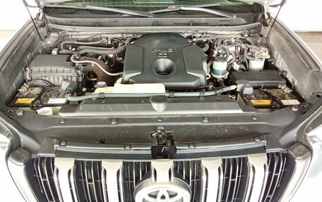 Toyota Land Cruiser Prado 150 рестайлинг 2, 2016 год, 3 397 000 рублей, 17 фотография