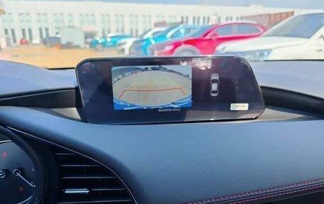 Mazda 3, 2022 год, 1 985 000 рублей, 7 фотография