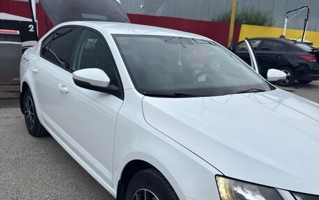 Skoda Octavia, 2017 год, 1 300 000 рублей, 4 фотография