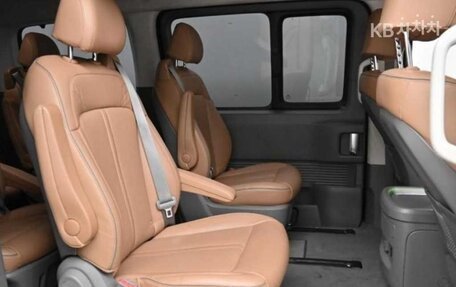 Hyundai Staria, 2023 год, 3 700 000 рублей, 9 фотография