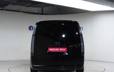 Hyundai Staria, 2023 год, 3 700 000 рублей, 4 фотография