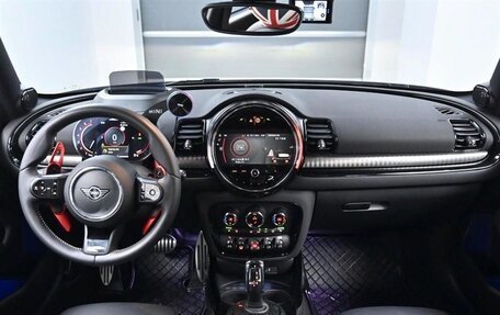 MINI Clubman, 2023 год, 3 400 000 рублей, 5 фотография