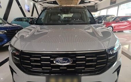 Ford Edge II рестайлинг, 2022 год, 3 185 000 рублей, 4 фотография