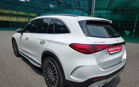 Mercedes-Benz GLC, 2024 год, 7 300 000 рублей, 5 фотография