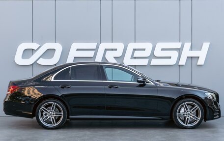 Mercedes-Benz E-Класс, 2019 год, 3 780 000 рублей, 5 фотография