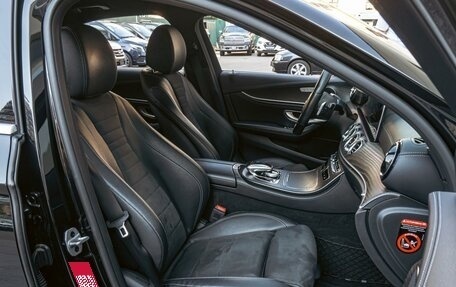 Mercedes-Benz E-Класс, 2019 год, 3 780 000 рублей, 15 фотография
