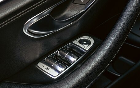Mercedes-Benz E-Класс, 2019 год, 3 780 000 рублей, 30 фотография