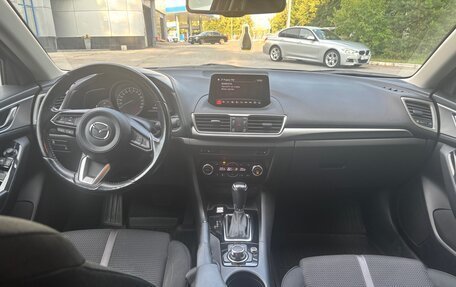 Mazda 3, 2017 год, 1 650 000 рублей, 11 фотография
