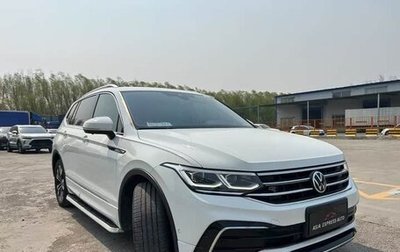 Volkswagen Tiguan II, 2022 год, 2 800 888 рублей, 1 фотография