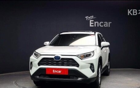 Toyota RAV4, 2019 год, 2 900 000 рублей, 3 фотография