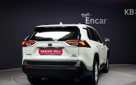 Toyota RAV4, 2019 год, 2 900 000 рублей, 4 фотография