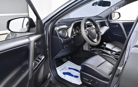Toyota RAV4, 2018 год, 2 700 000 рублей, 7 фотография