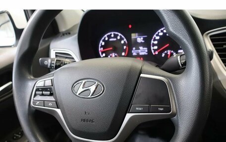 Hyundai Solaris II рестайлинг, 2020 год, 1 499 000 рублей, 8 фотография