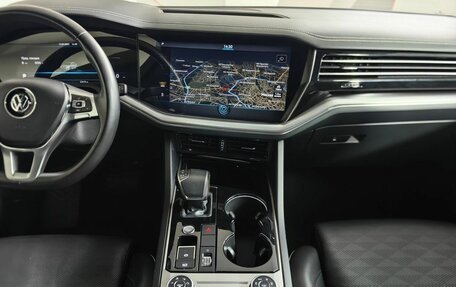 Volkswagen Touareg III, 2019 год, 5 500 000 рублей, 11 фотография