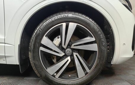 Volkswagen Touareg III, 2019 год, 5 500 000 рублей, 16 фотография
